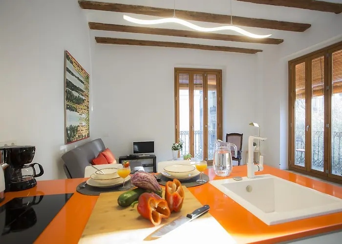 Balcón de Manet Apartments